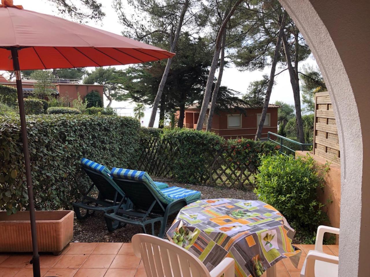 50m Plage T2 Grande Terrasse Vue Mer Climatisé Piscine Chauffée, Parking clos gratuit Sanary-sur-Mer Extérieur photo