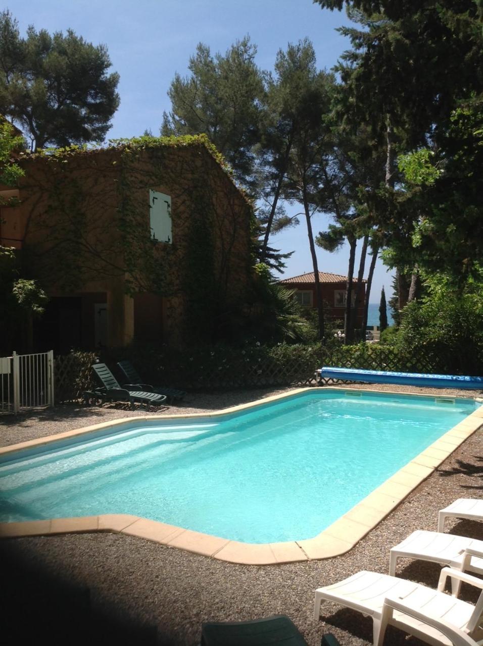 50m Plage T2 Grande Terrasse Vue Mer Climatisé Piscine Chauffée, Parking clos gratuit Sanary-sur-Mer Extérieur photo